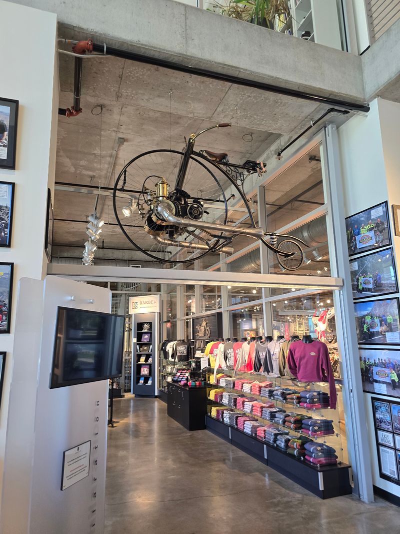 Visitor Essentials: Hours, Tickets, and Parking