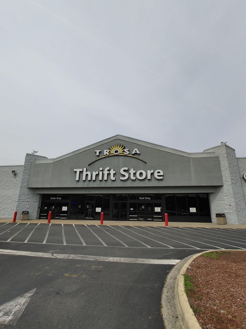 Location, contact, and access