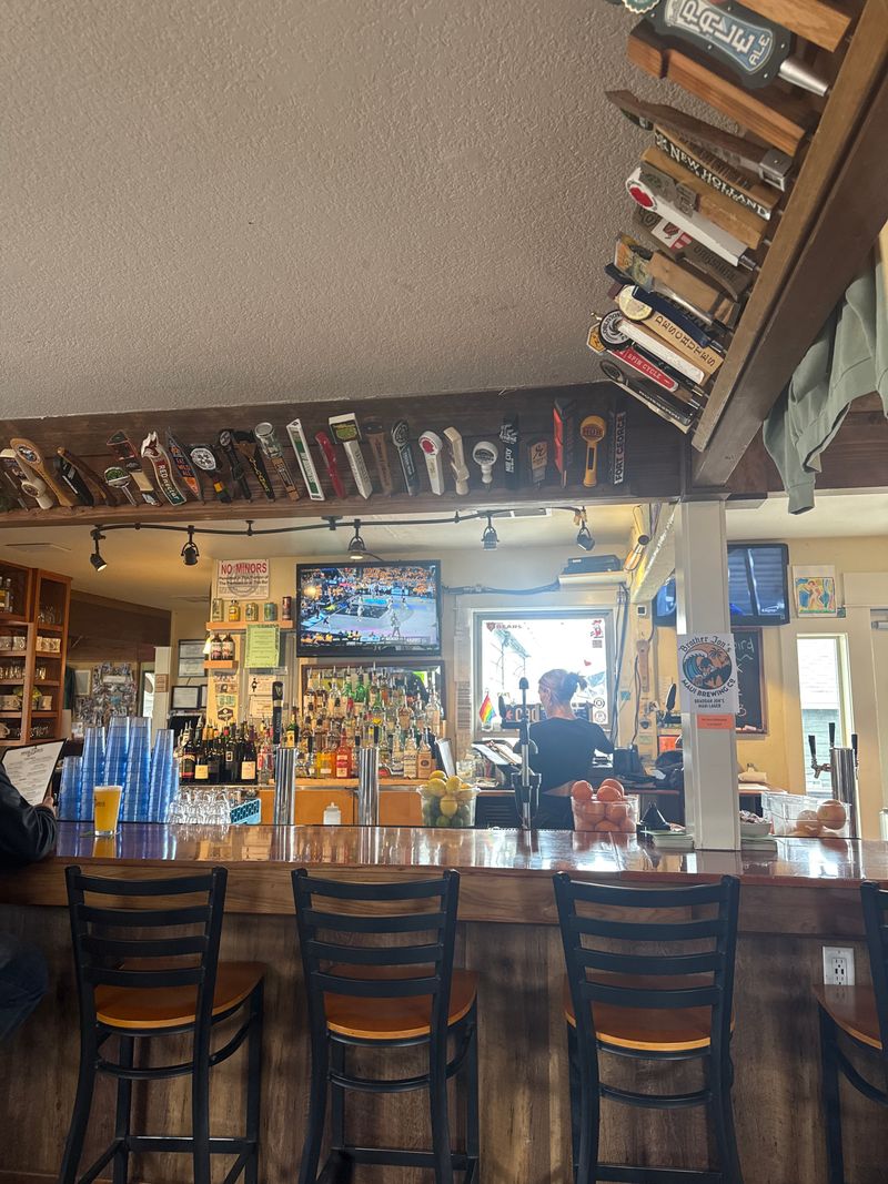 Brother Jon&rsquo;s Public House &mdash; Bend, OR