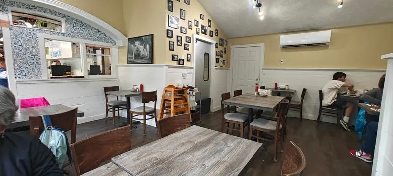 Bread & Butter Diner (Boylston)