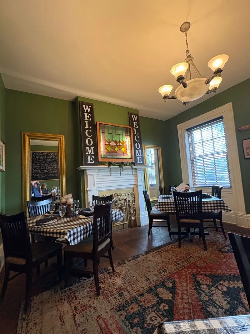 Pig and Fire House of Barbeque - Washington