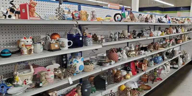 Smart budgeting with color tag sales