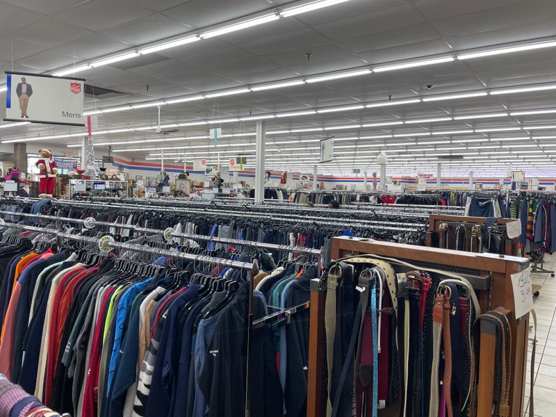 Salvation Army Family Store, Saugus