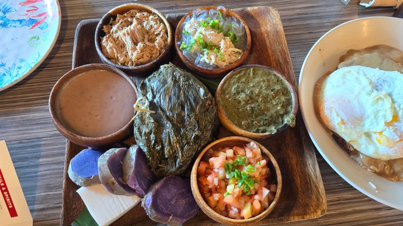 Highway Inn, Honolulu, Hawaii