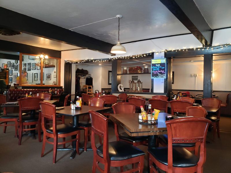 Glass Lounge Restaurant &mdash; Harrisburg