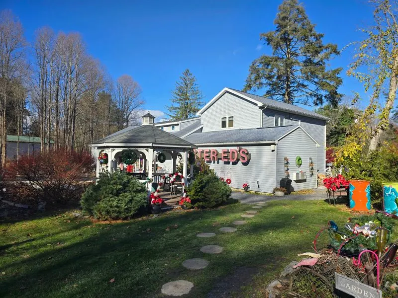 Mister Ed's Elephant Museum & Candy Emporium (Orrtanna)