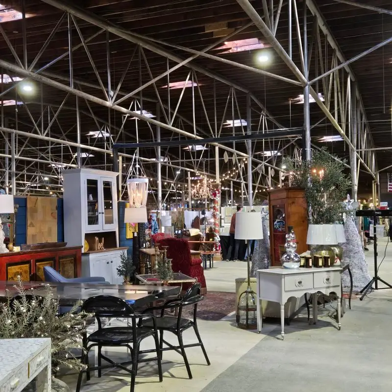 Antique Tobacco Barn, Asheville