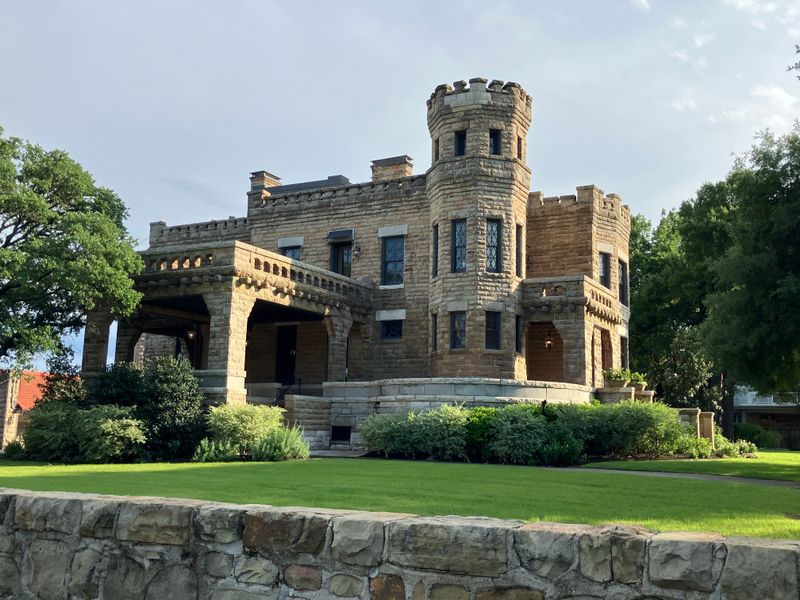 The Cottonland Castle