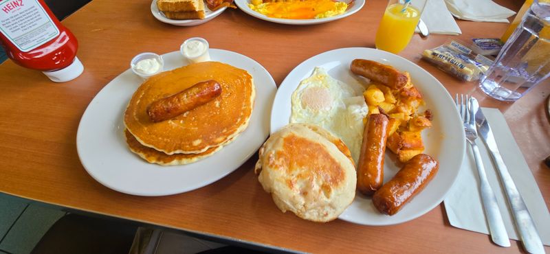 Cromwell Diner, Cromwell
