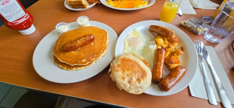 Cromwell Diner, Cromwell