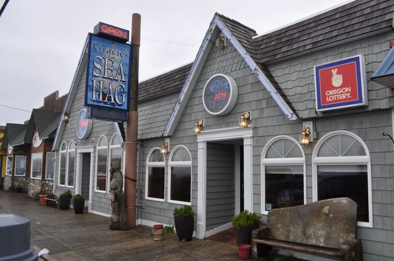 Gracie's Sea Hag - Depoe Bay
