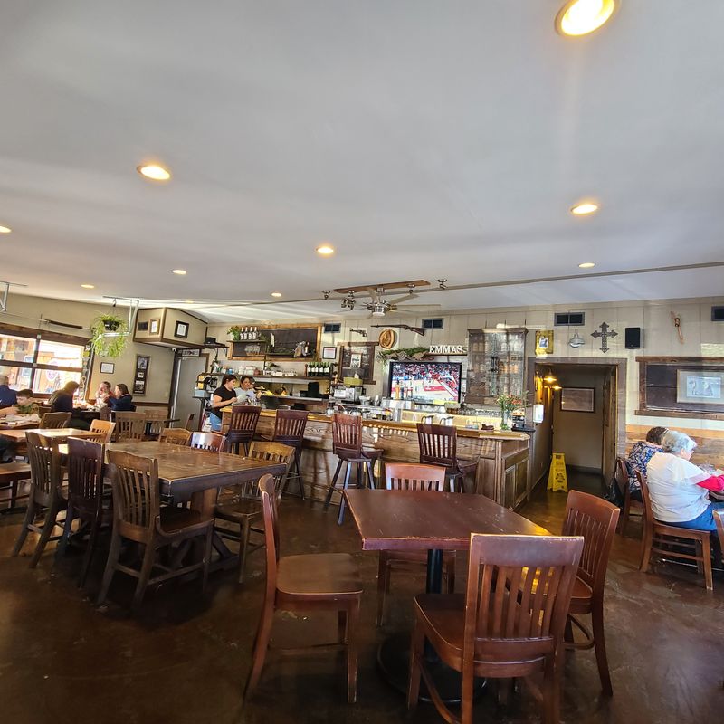 Emma&rsquo;s Southern Kitchen &mdash; Knoxville