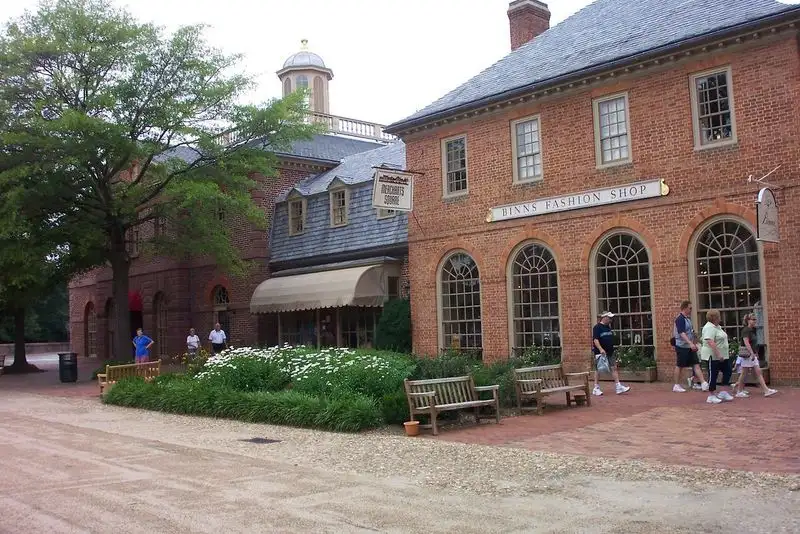 Streets Without Skyscrapers: Preserved Architecture and Town Design