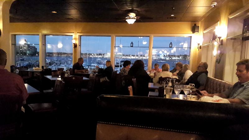 Connecticut &ndash; On The Waterfront Restaurant (New London)