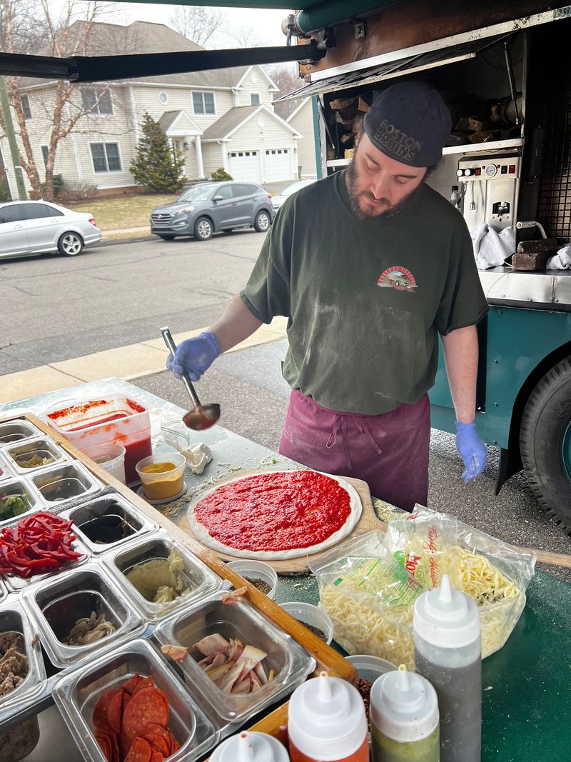Connecticut &mdash; Big Green Truck Pizza