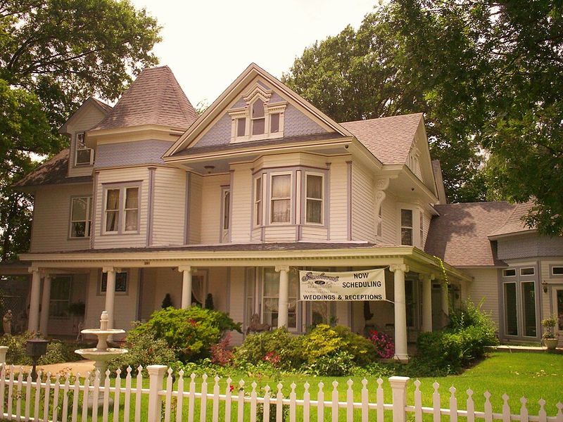 Day Trips and Nearby Attractions