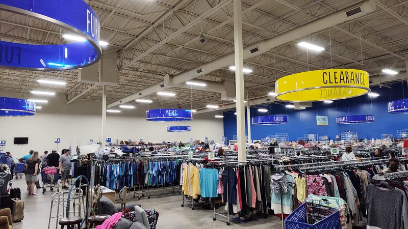 Goodwill Outlet, Columbia