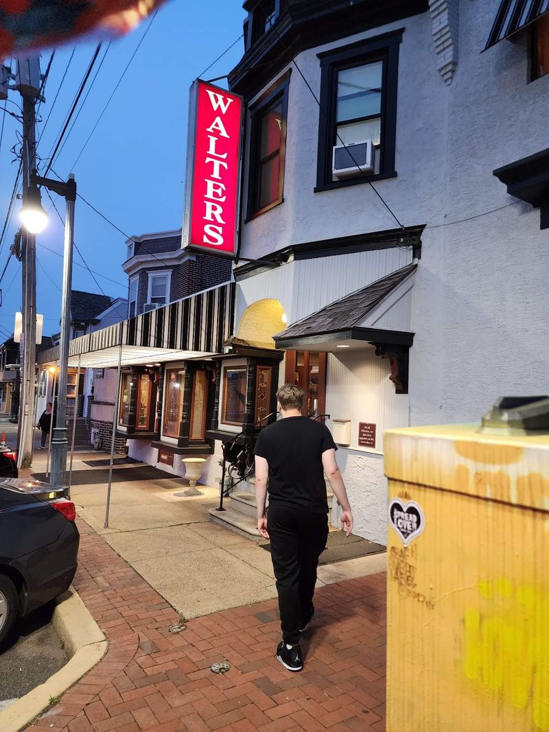 Delaware &mdash; Walter&rsquo;s Steakhouse (Wilmington)