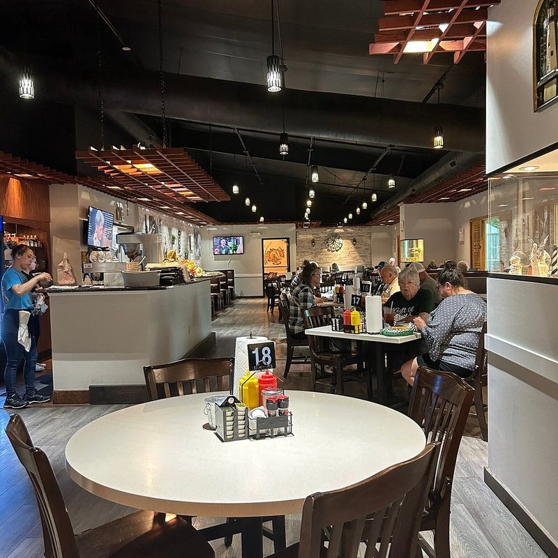 Big Mama's Cafe — Columbia