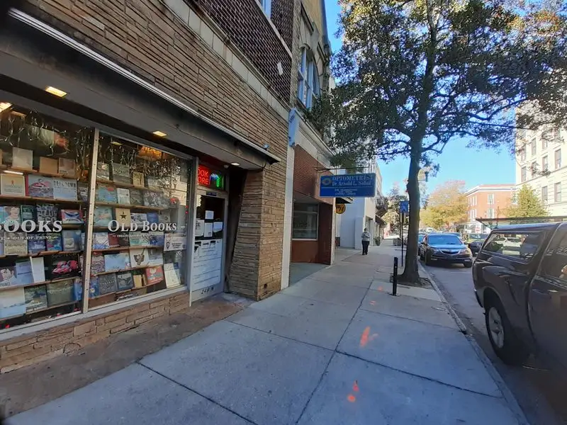 Planning your visit: hours, parking, and pacing