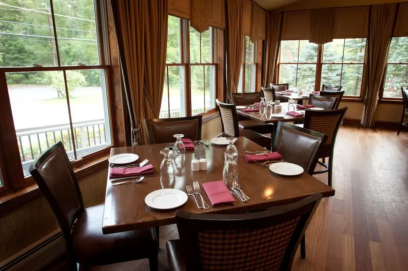 The Frogtown Chophouse (Cresco)