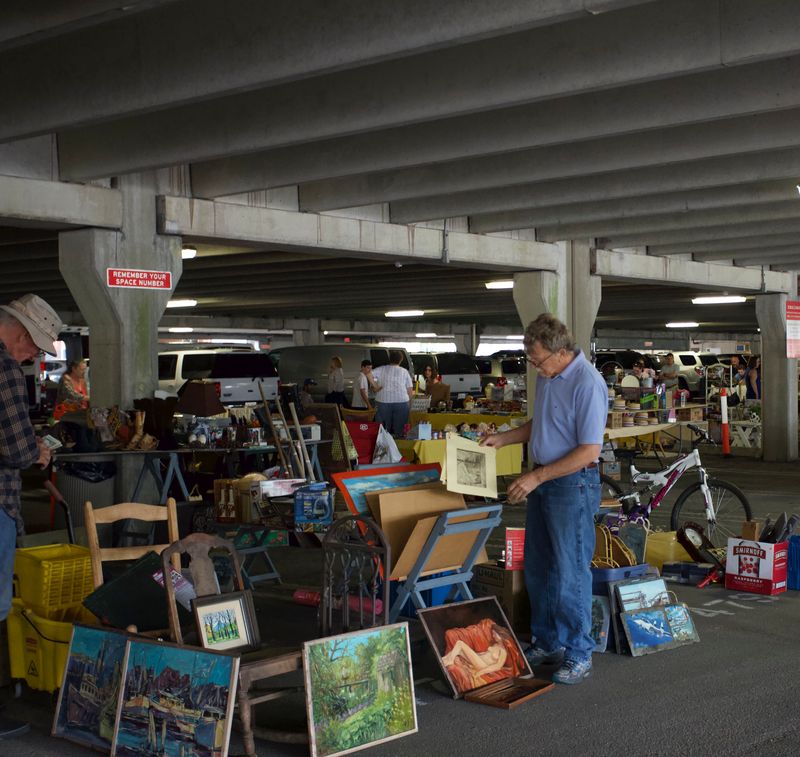 Olde Towne Antique & Flea Market - Portsmouth