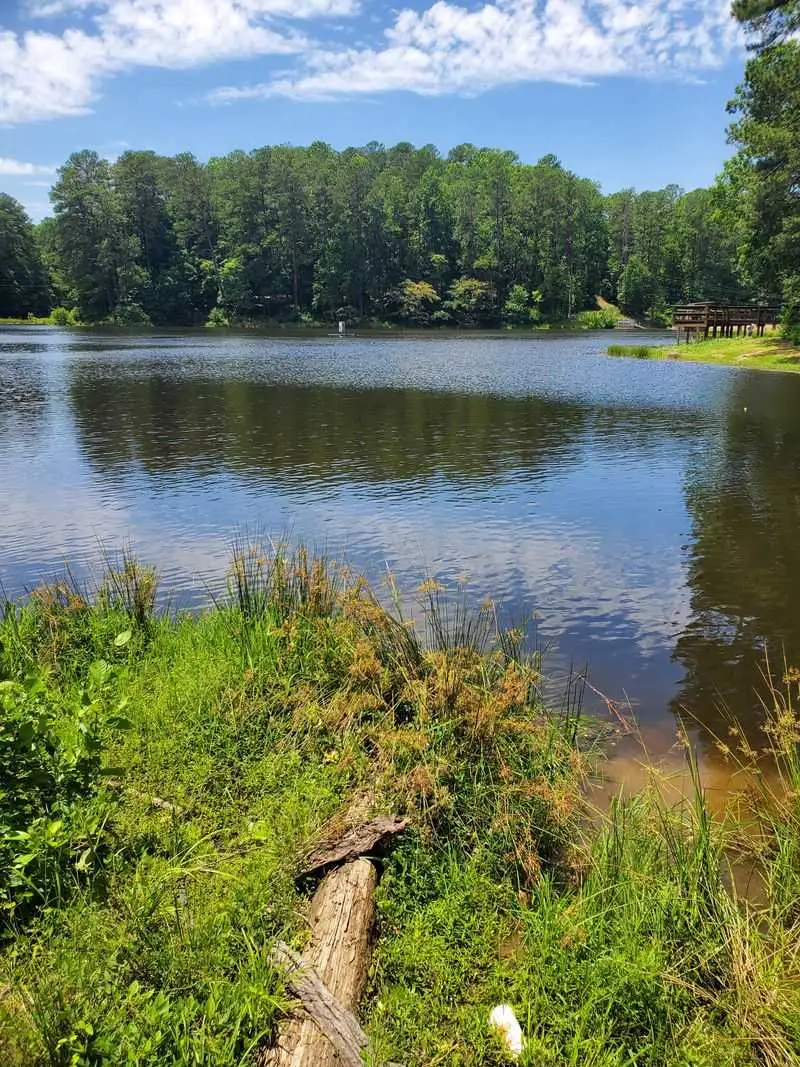 San-Lee Park Trails and Lake