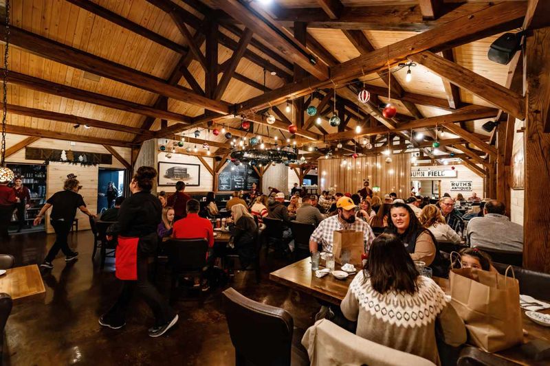 Pear Tree Café — Macon