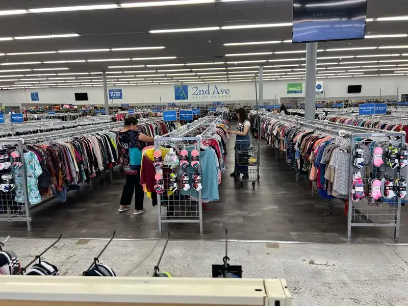 2nd Ave Thrift Superstore, Alexandria