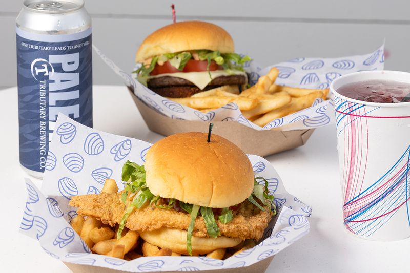 Bob&rsquo;s Clam Hut, Kittery, Maine