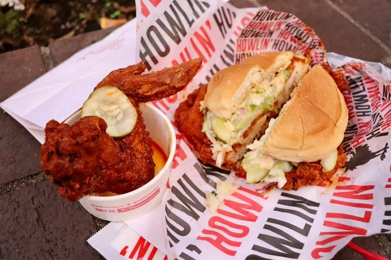 Howlin&rsquo; Ray&rsquo;s