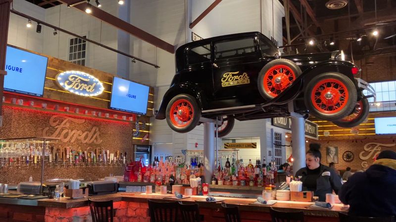 Service, Accessibility, and Hours