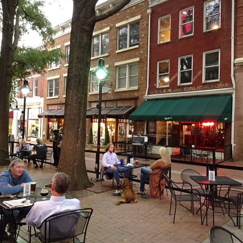 Charlottesville, Virginia