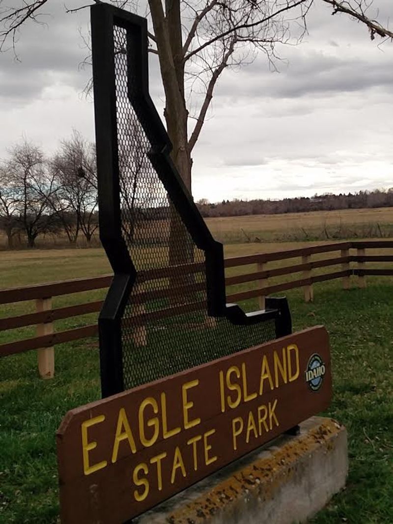 Eagle Island State Park