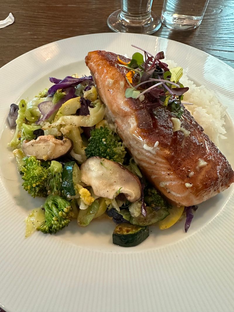 DW Bistro