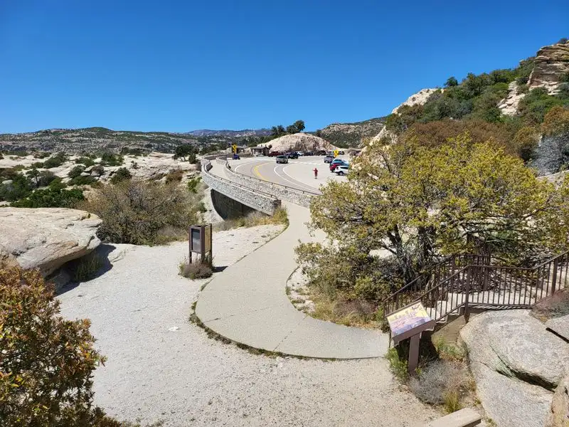 Iconic stop: Windy Point Vista