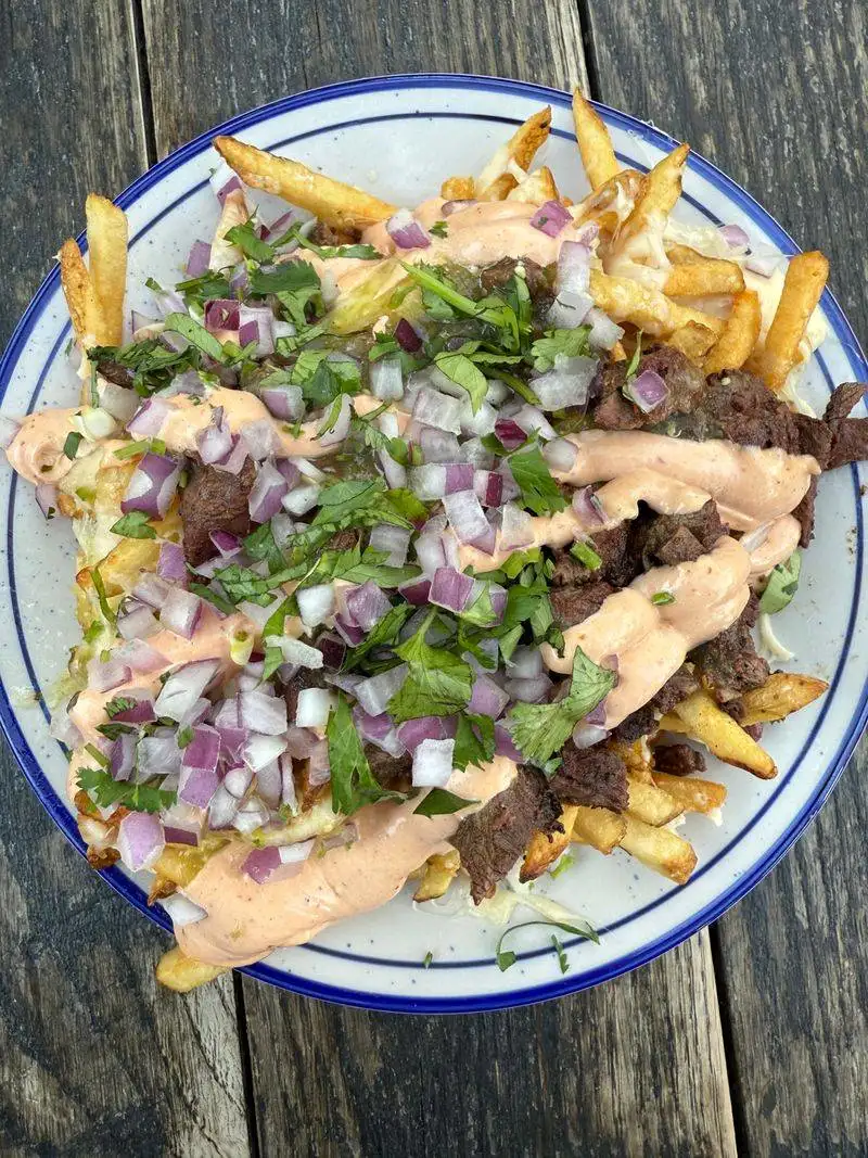 Salazar, Los Angeles