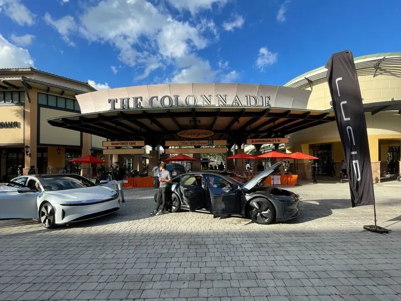 The Colonnade Outlets Strategy