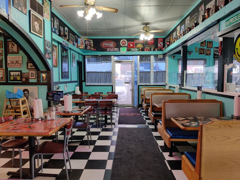 R&B Breakfast Club (Cheyenne, Wyoming)