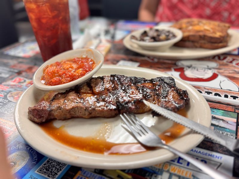 Fat Ernie&rsquo;s Family Dining &mdash; Wichita