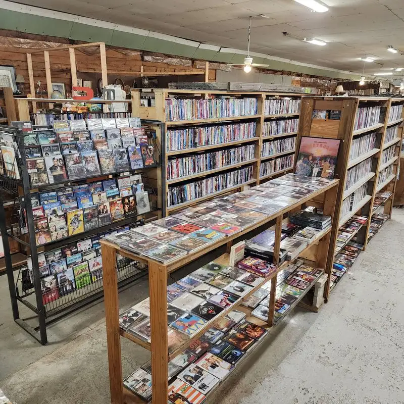 Southern Kentucky Flea Market - Guthrie