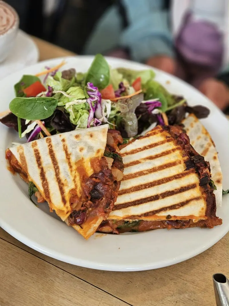 Early Dinners to Avoid Cranky Evenings