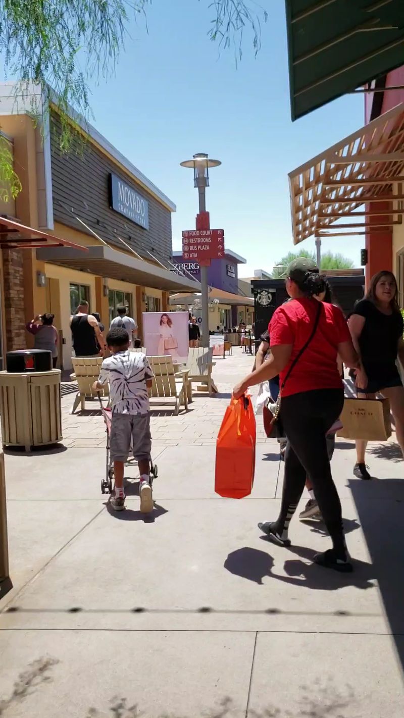 Comfort, Shade, and Desert Weather Tips