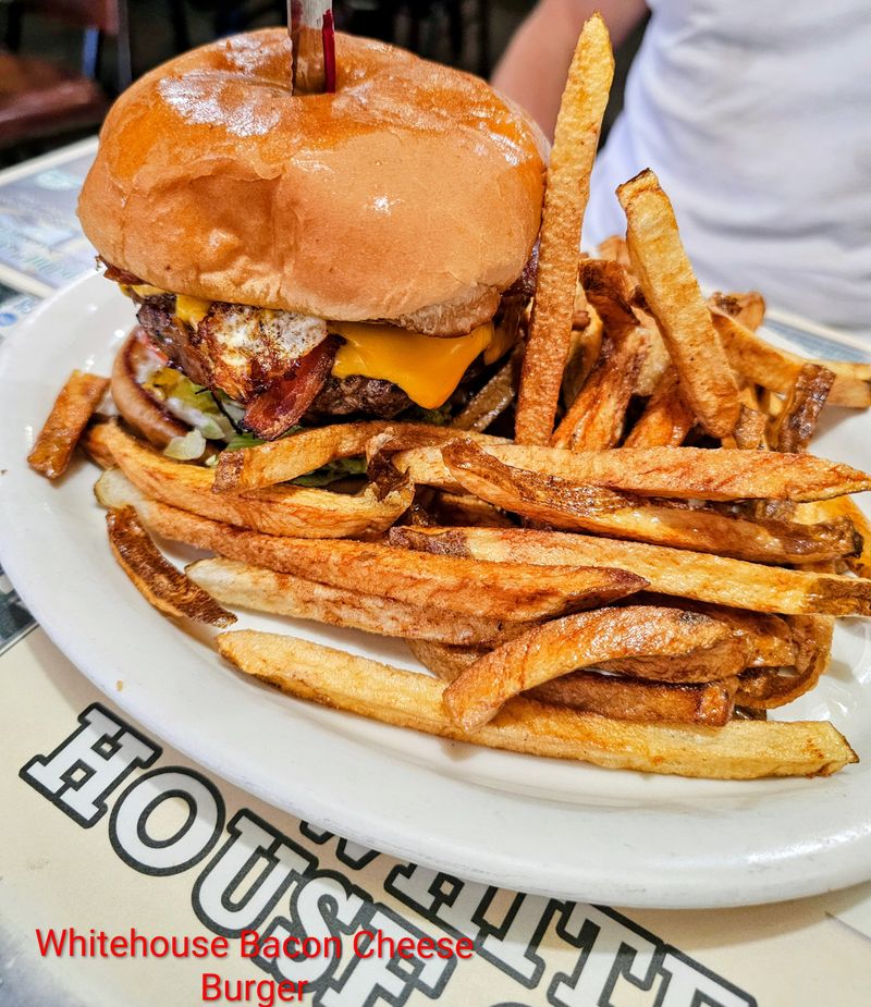 White House Café, Camden