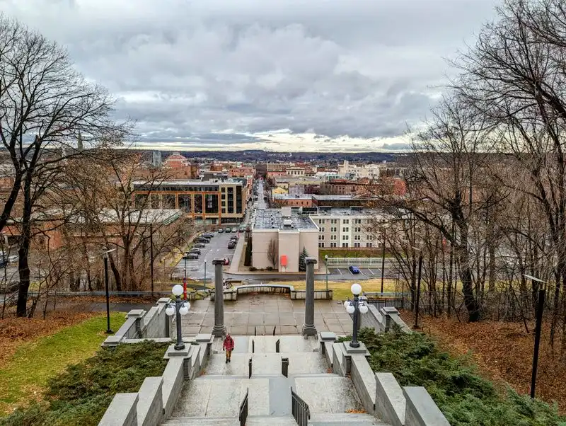 The Approach and North Central overlooks