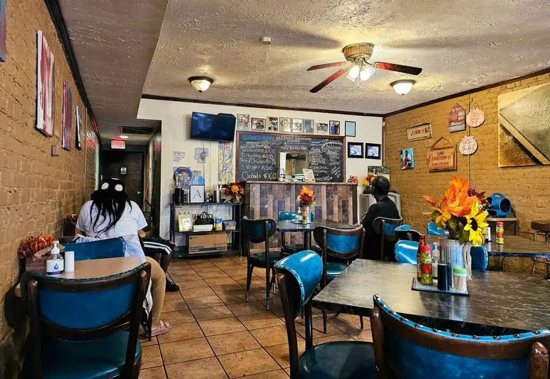 Bettina's Soulfood Kitchen - Jackson