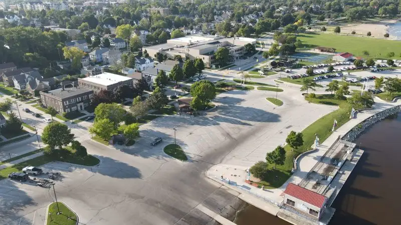 Friendly Small-Town Atmosphere