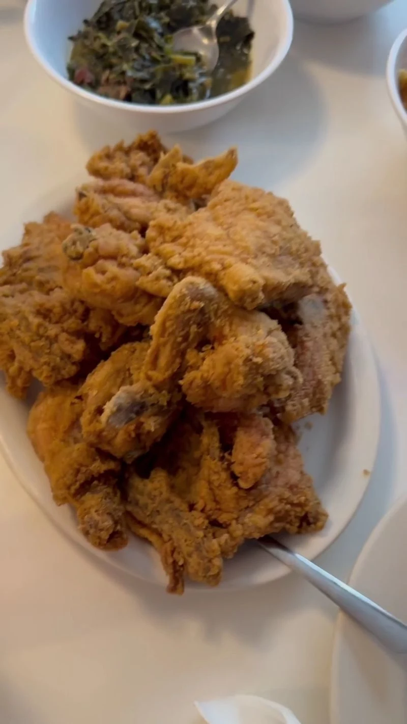 Fried Chicken That Sets the Bar