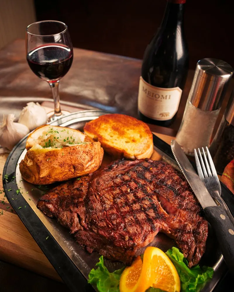 Broken Arrow Steak & Seafood, Deer Lodge