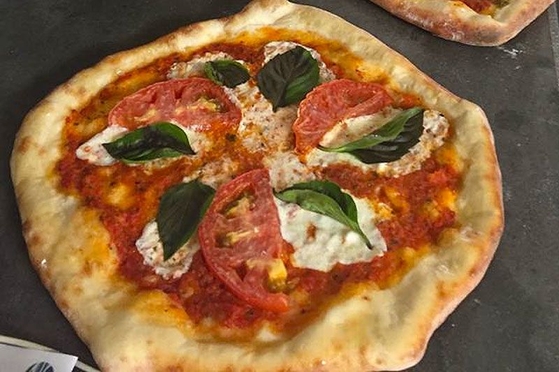 Hawaii &mdash; Live Fire Pizza